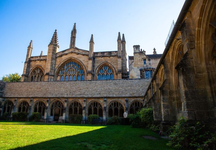 Oxford: Harry Potter Walking Tour Including New College - Entering the Divinity School, Hogwarts’ infirmary