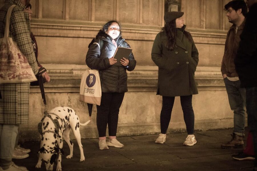 Oxford: Haunted Oxford Tour - by Uncomfortable Oxford™ - What the guides add to the experience