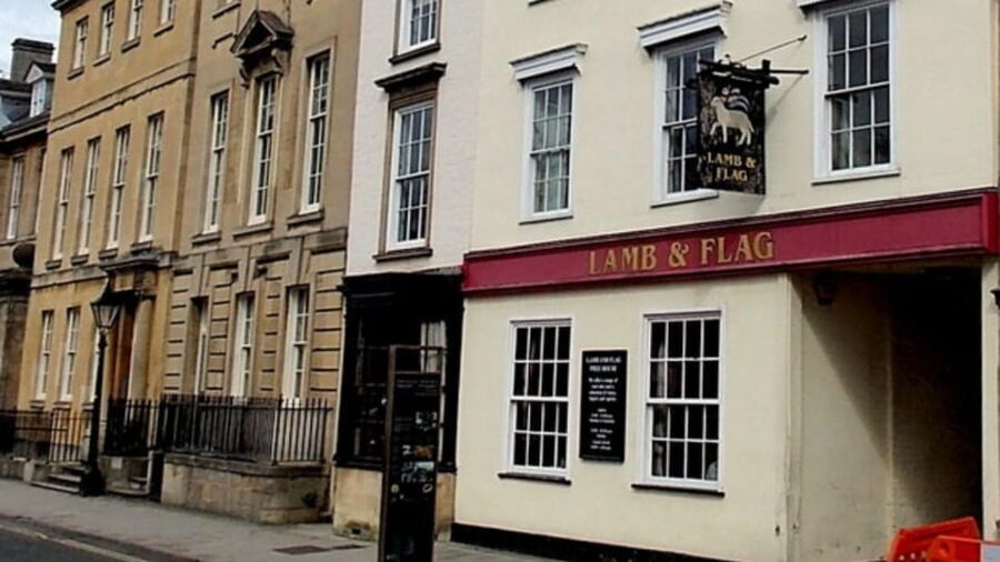 Oxford: Historic Pubs & Taverns Guided Walking Tour - Why Oxford’s pubs make a good walking theme