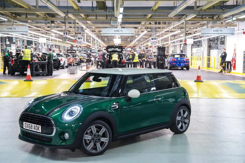 Oxford: MINI Factory Tour – Go Behind the Scenes - Seeing the Body-in-White stage