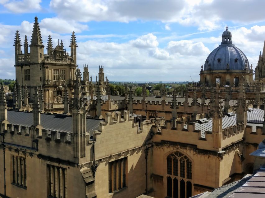 Oxford: Official University and City Walking Tour - Pace, weather, and access