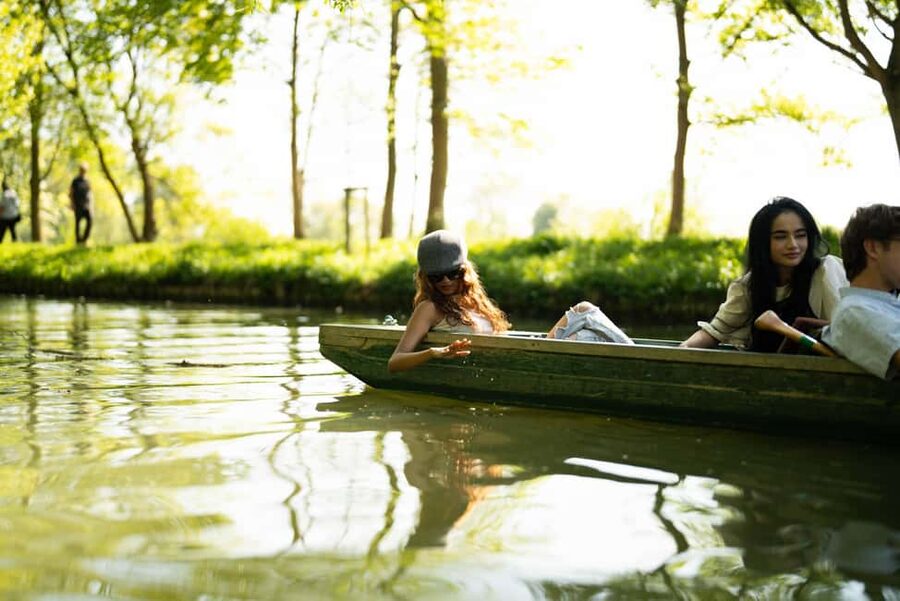 Oxford: Punting Tour on the River Cherwell - What the student guide adds