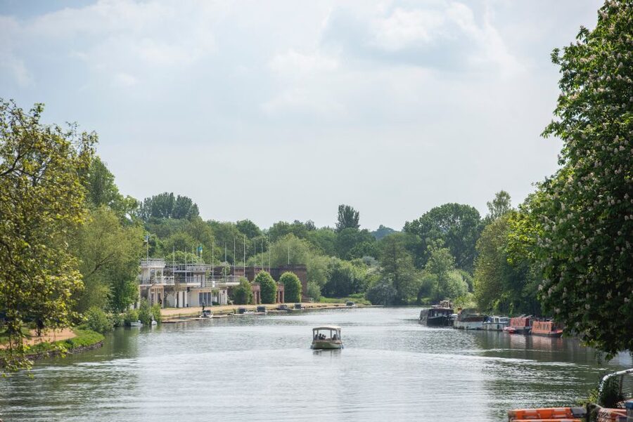 Oxford: River Cruise with 3-Course Meal - The Folly’s three-course meal