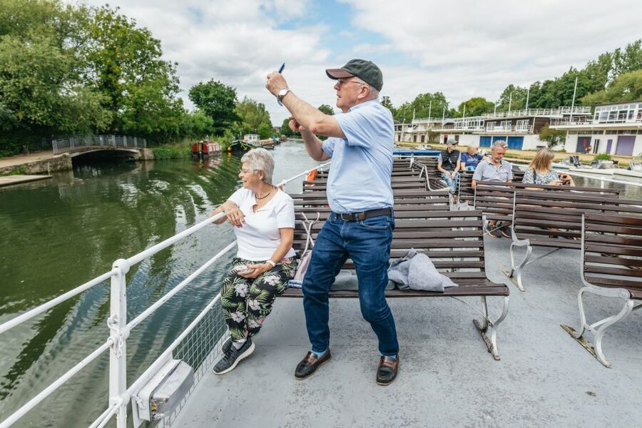 Oxford: River Thames Sightseeing Cruise - Open deck, awning, or enclosed cabin