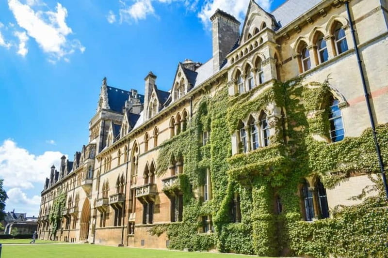 Oxford: Town & Gown Walking Tour - Radcliffe Camera, Bodleian Library, and Clarendon Building
