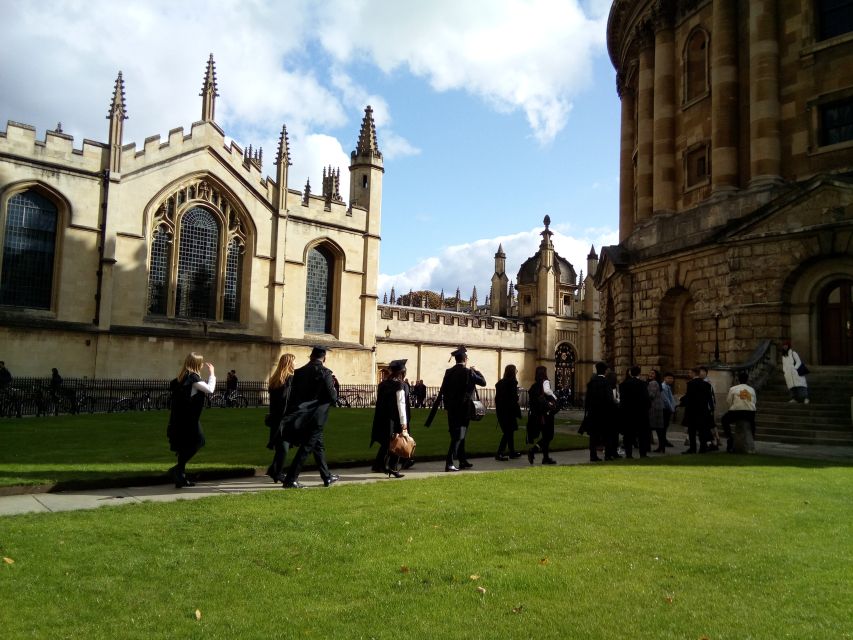 Oxford University: Guided Small Group Walking Tour - Small groups, private bookings, and flexibility