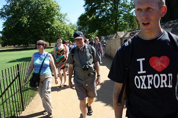 Oxford University: Guided Small Group Walking Tour - Is $40 good value for 105 minutes?