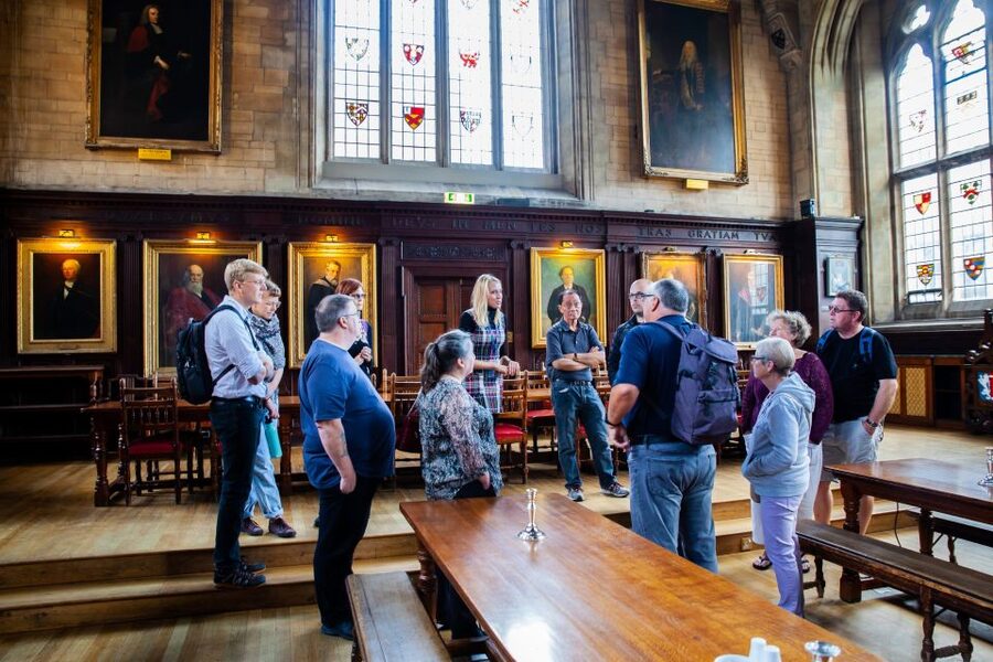 Oxford: University Walking Tour with Christ Church Visit - Sheldonian Theatre and the student ceremony