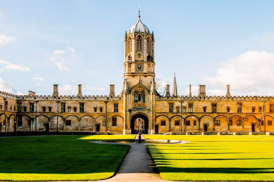 Oxford: University Walking Tour with Christ Church Visit - Magdalen College and the deer park
