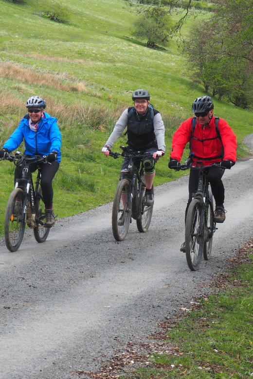 Peak District Highlights eBike Tour - Key points at a glance