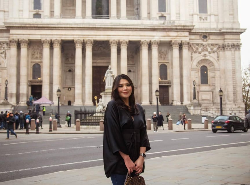 Photoshoot at Notting hill,Covent Garden,St Paul Cathedral - St Paul’s Cathedral: grand architecture behind your portraits