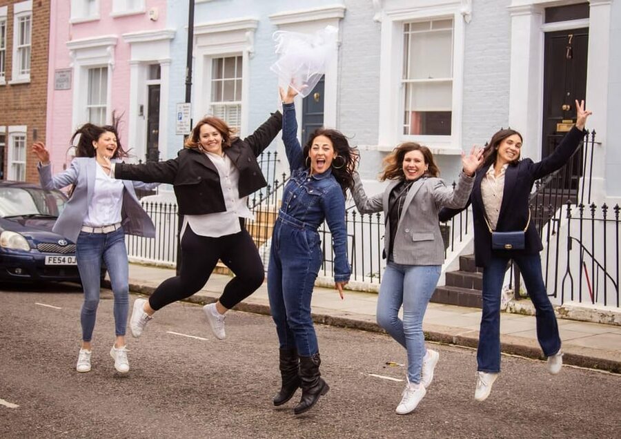 Photoshoot at Notting hill,Covent Garden,St Paul Cathedral - Mehr’s approach to posing and comfort