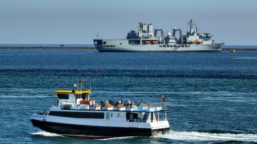 Plymouth: 1-Hour Scenic Harbour Cruise - Turning into the River Tamar