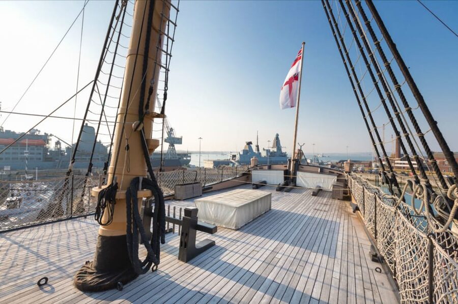Portsmouth: HMS Victory Admission Ticket - The 104 guns and the sound of battle