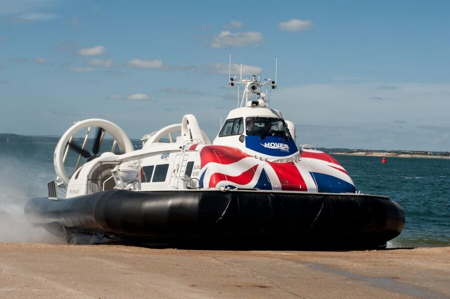 Portsmouth: Hovercraft Flight to the Isle of Wight - Why the hovercraft crossing is the real attraction