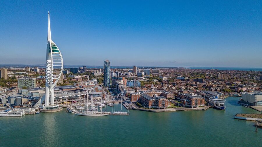 Portsmouth: Spinnaker Tower High Tea in the Clouds - High tea above Portsmouth