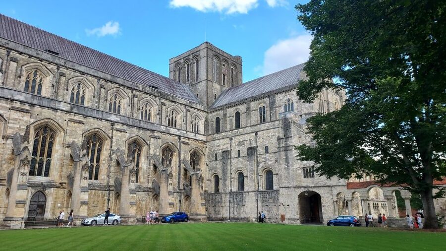 Private Winchester Walking Tour - What the private format adds for your group