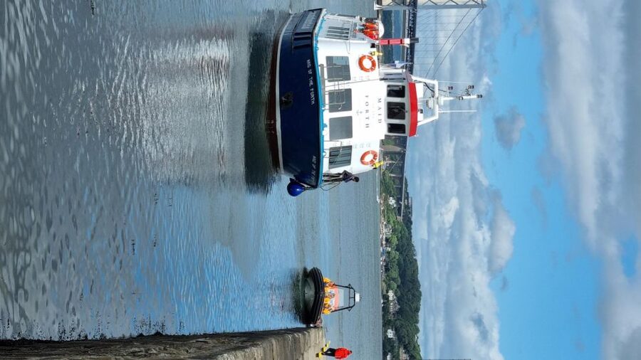 Queensferry: Sightseeing Cruise to Inchcolm Island - Who will enjoy this Firth of Forth outing