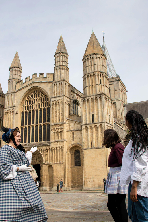 Rochester, Kent: Costumed Guided Tour - What the $20 price gives you