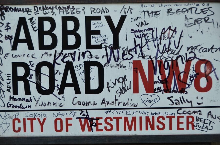 Rock ‘n Roll London Tour By London Taxi - Abbey Road and the Beatles’ London