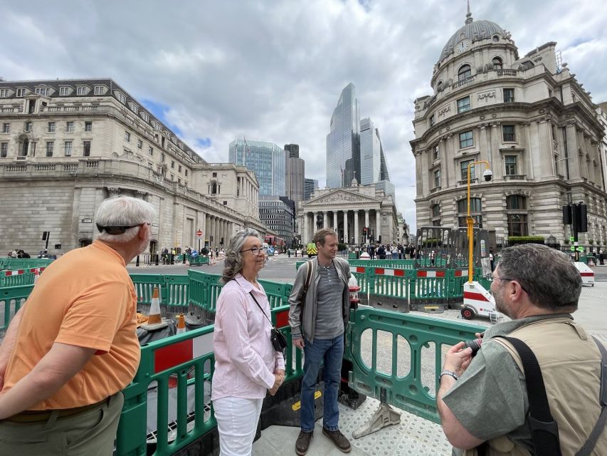 Roman Ruins to Blitz Bombings: London's Fiery History - The Monument explains the Great Fire