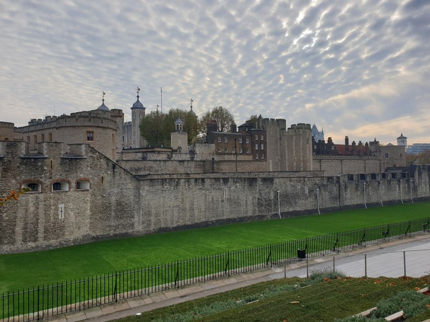Roman Ruins to Blitz Bombings: London's Fiery History - The Tower of London, power with a bloody edge
