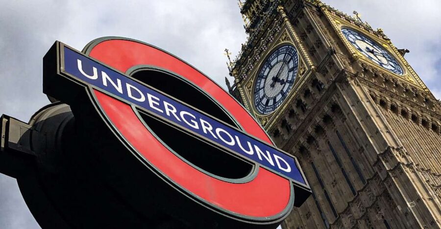 Royal London: from Saxons to Tudors & Stuarts Walking Tour - Key points to know before booking