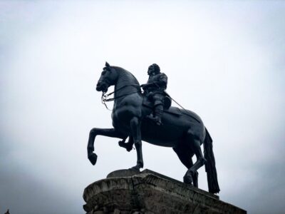 Royal London: from Saxons to Tudors & Stuarts Walking Tour