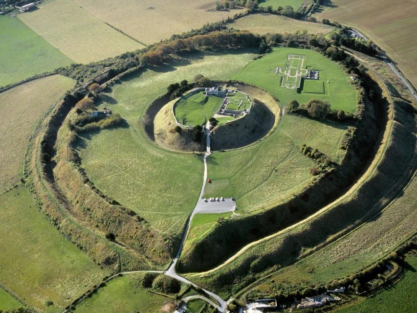 Salisbury: Old Sarum Entry Ticket - Why the cathedral moved downhill