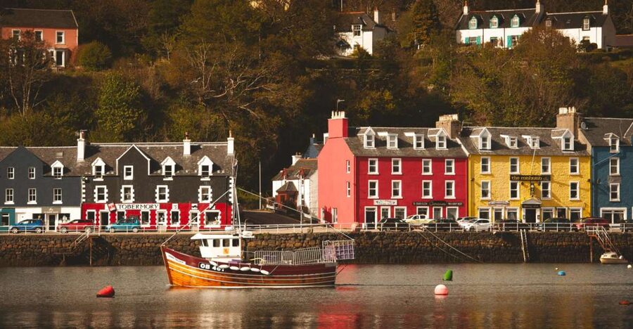 Scotland: West Highlands, Mull and Iona 4-Day Tour - Day 4: Leaving Mull through Oban and Inveraray
