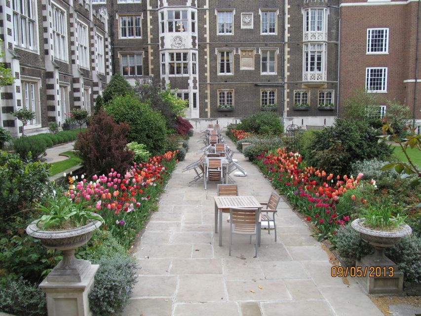 Secret Gardens of London Private Tour - Temple Gardens Among The Inns Of Court