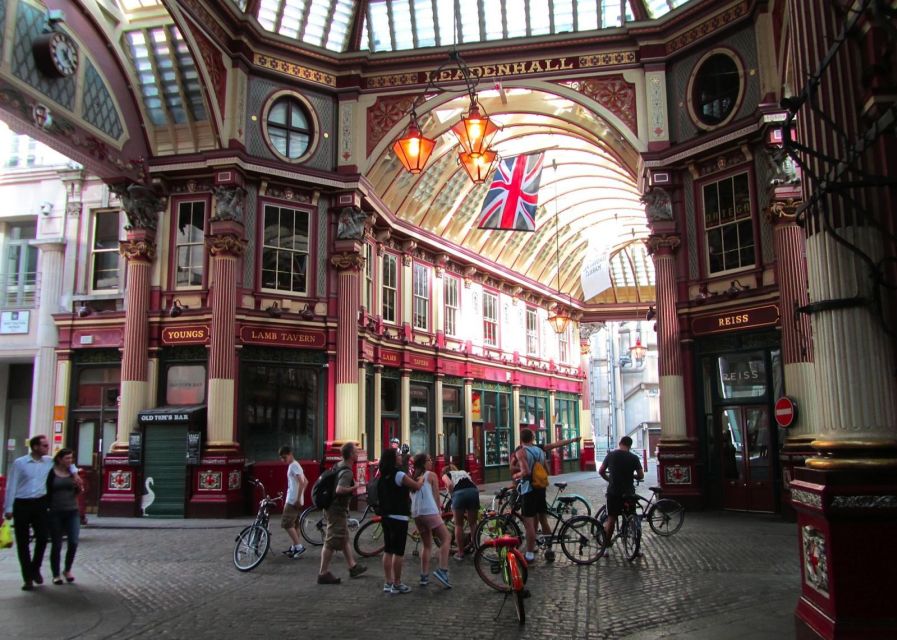 Secret London Tour by Bike - The East End back streets and old docks