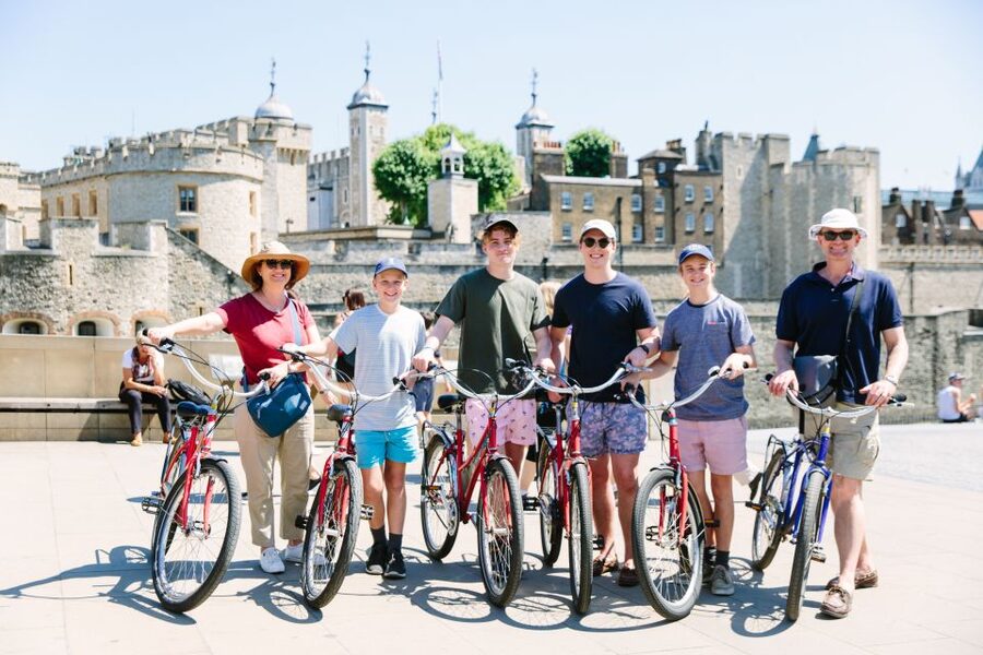 Secrets of London Bike Tour: Thames, Tower Bridge & Market - What four hours feels like on a bicycle