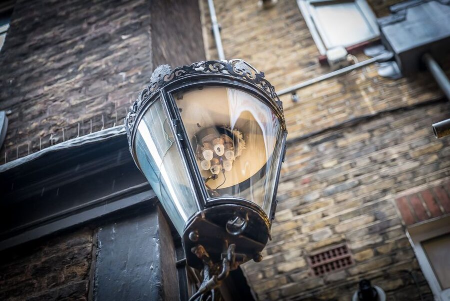 Secrets of London Walking Tour - The search for the Duke of Wellington’s nose