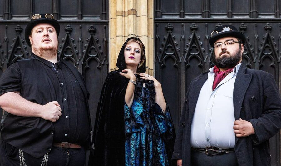 Shadows of York: Ghost Walk and Horrible History. - Meeting outside the Guy Fawkes Inn