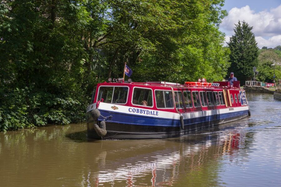 Skipton: 1-Hour Canal Cruise - A short ride on England’s longest canal