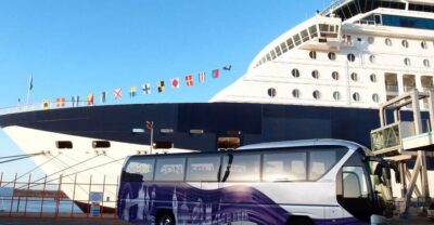 Cruise Transfer to London via Stonehenge