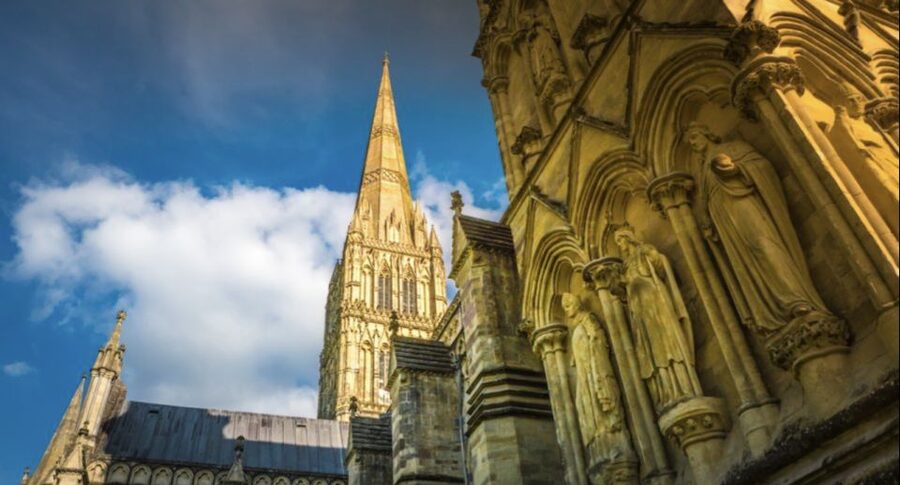 Southampton: Transport to London with 3 Sightseeing Stops - Starting at Stonehenge on Salisbury Plain