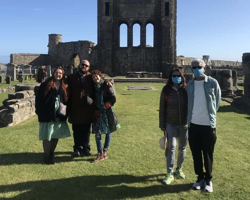 St Andrews: Top Sights Guided Walking Tour - West Port Gate and the shape of the old town
