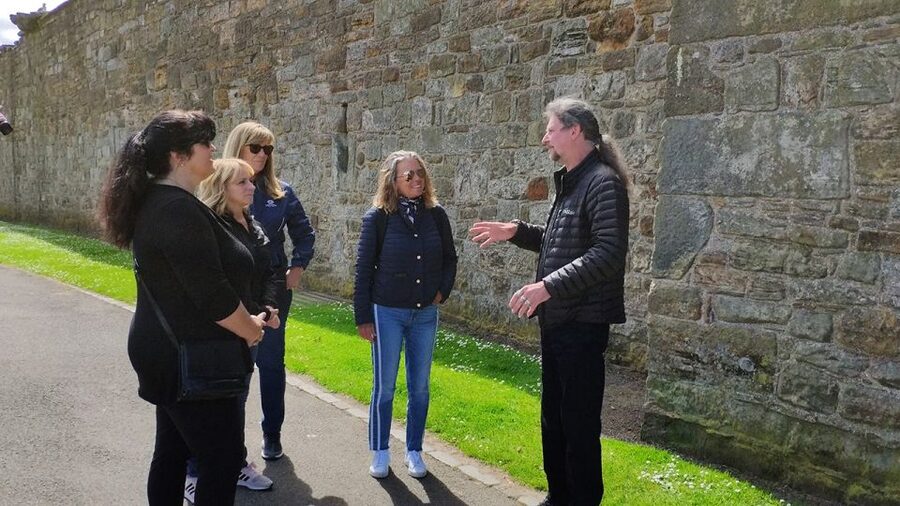 St Andrews: Town, Golf, and Old Course History Tour - Walking into the Home of Golf