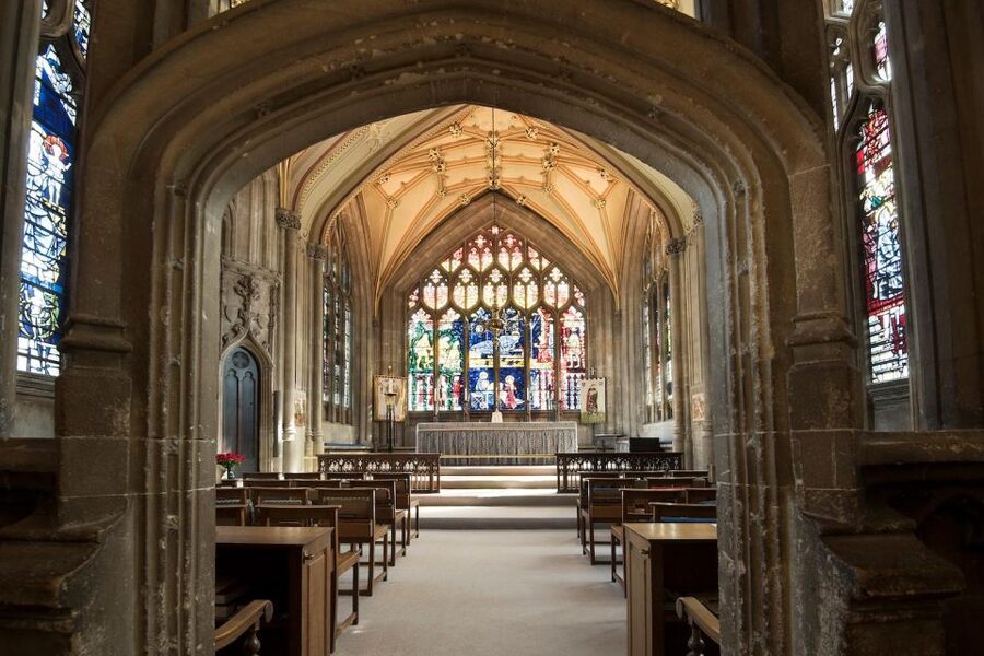 St Mary Redcliffe Church Bristol: Guided Tour - The west-end view and 1,200 roof bosses