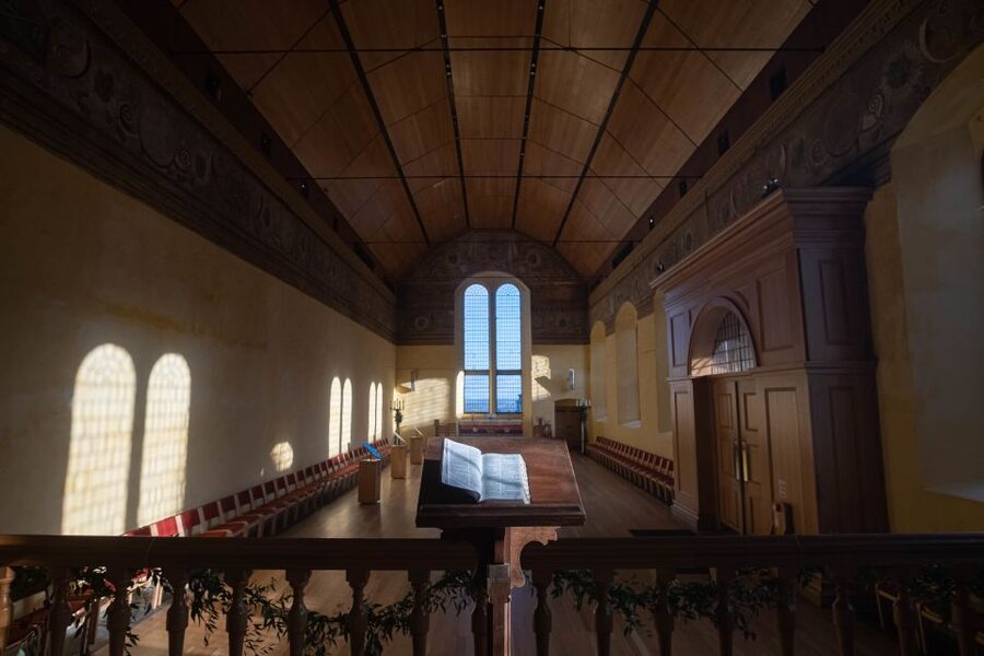 Stirling Castle: Skip-the-Line Guided Tour in Spanish - Is $45 good value for this castle visit?