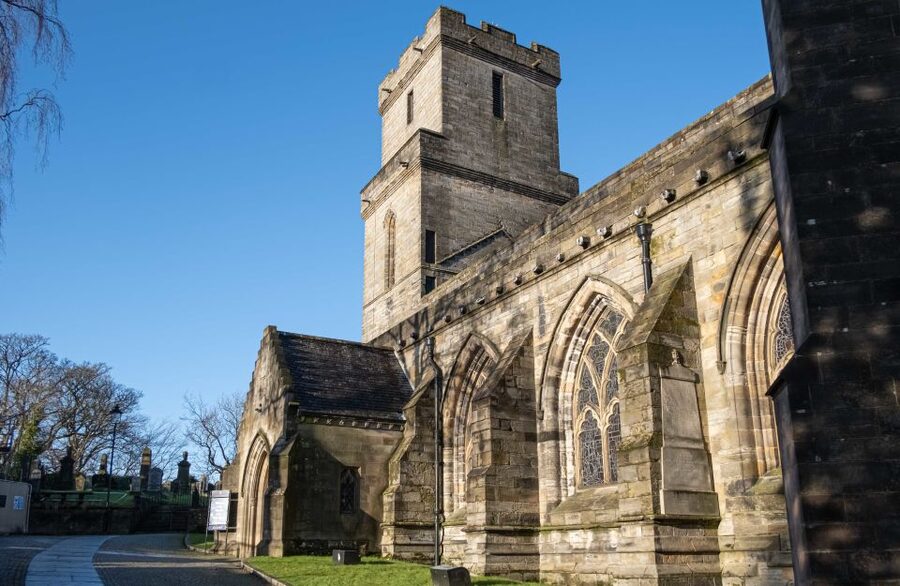 Stirling: Historical Walking Tour in Spanish - The Old Jail and a harsh 19th-century prison