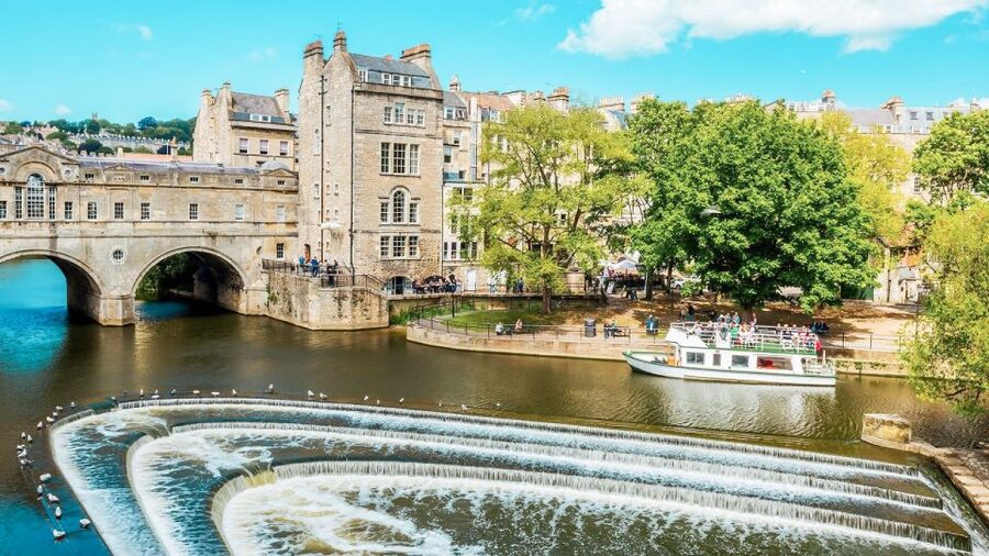 Stonehenge & Bath: Full-Day Coach Tour from London - Practical details before you reserve