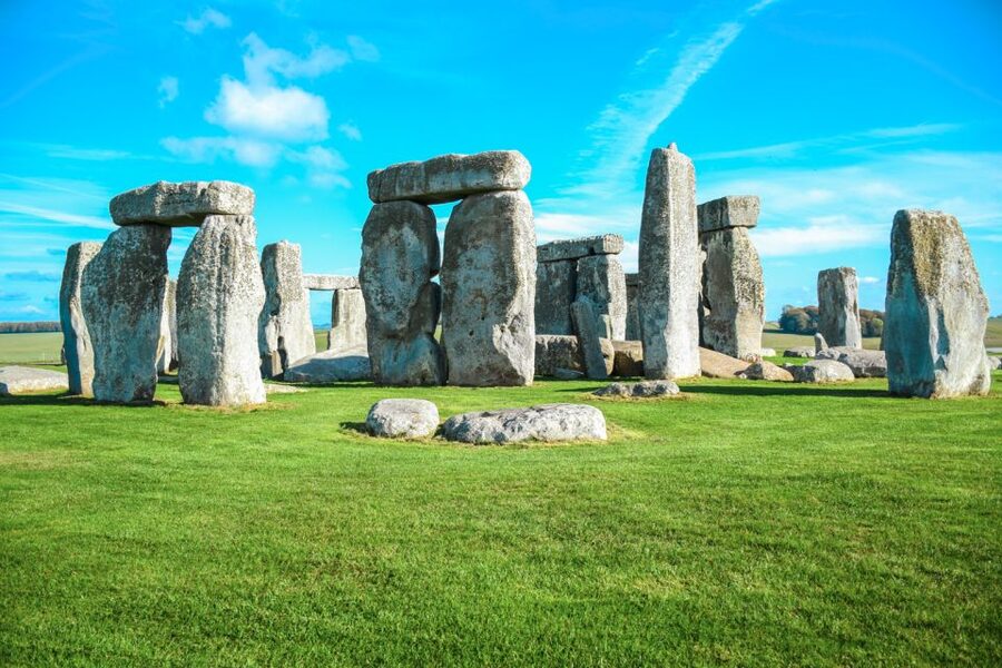 Stonehenge & Bath: Full-Day Coach Tour from London - Why combine Stonehenge and Bath in one day?