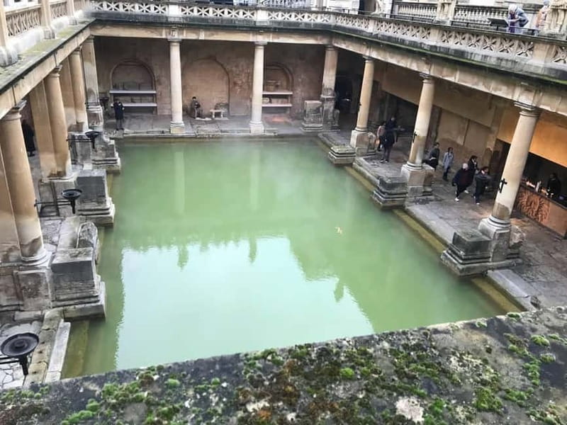 Stonehenge, Bath, Windsor and Roman Baths London Day Tours - The long ride from Earl’s Court