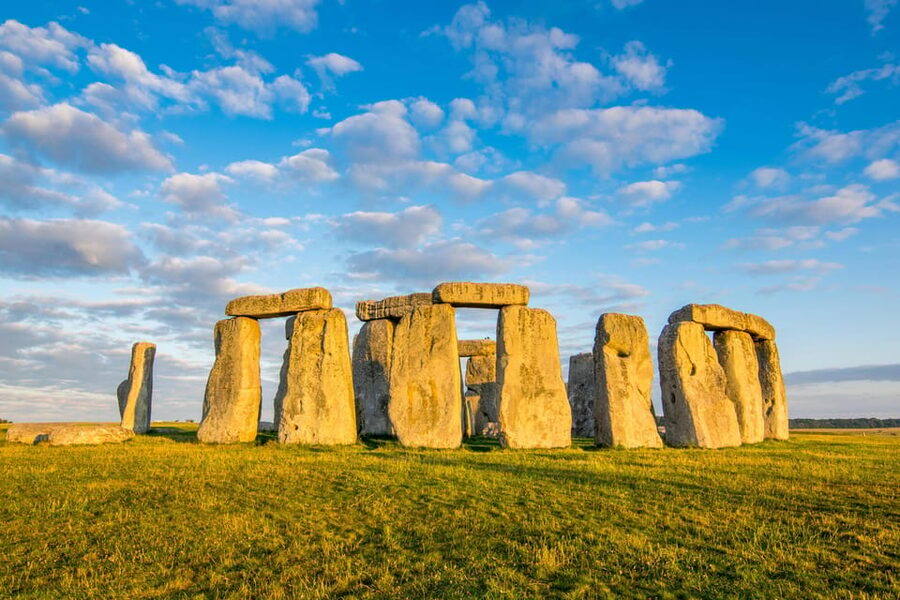 Stonehenge , Lacock , Roman Baths: Private Tour - The Roman Baths and the machinery of Roman comfort