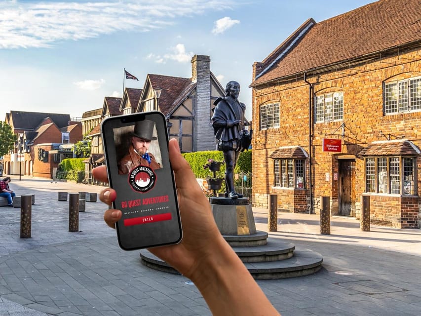 Stratford-upon-Avon: City Walking Tour & Exploration Game - A different way to see Stratford-upon-Avon