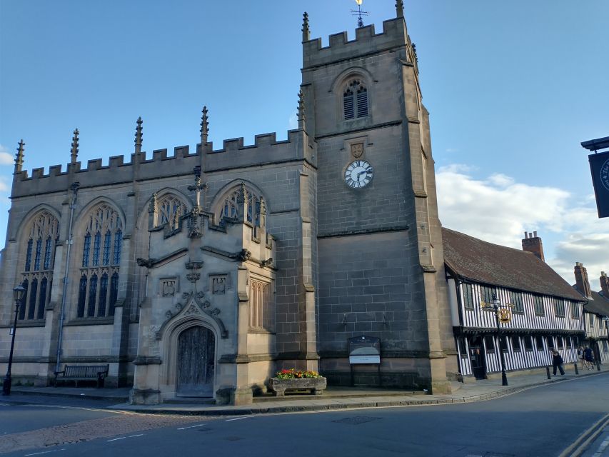 Stratford-Upon-Avon: The Famous Walk Talk Show - Old taverns and the Swan Theatre