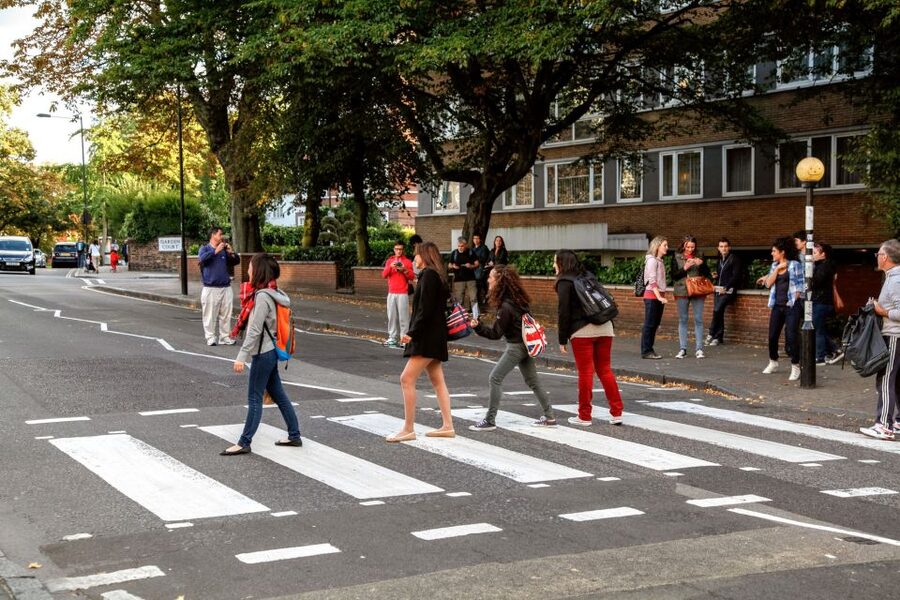 The Beatles London Walking Tour - Abbey Road Studios and the zebra crossing